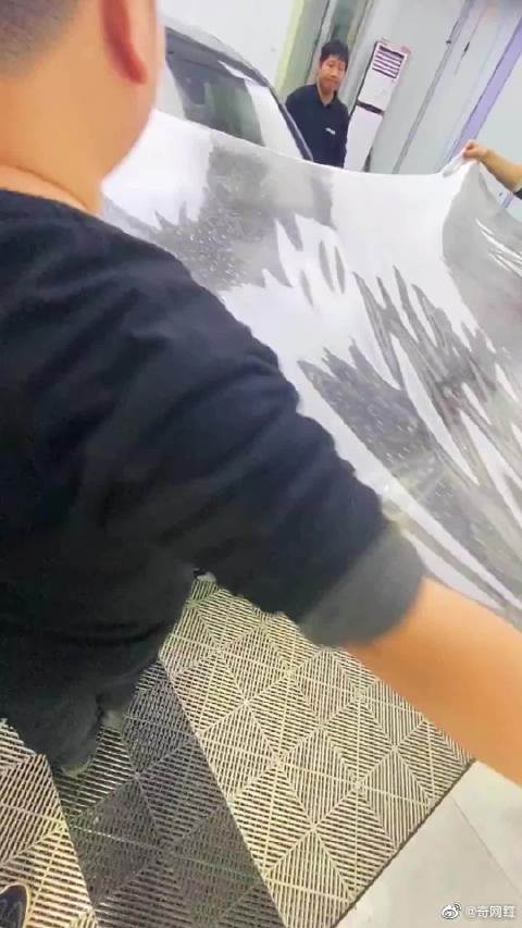 杭州汽车隐形车衣，奥迪A4L漆面隐形车衣施工……