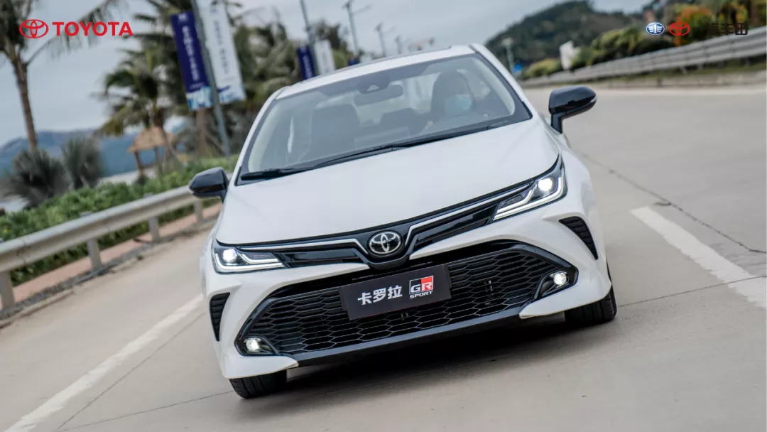 撕掉“买菜车”标签!售价13.68万元,黑化版卡罗拉上市