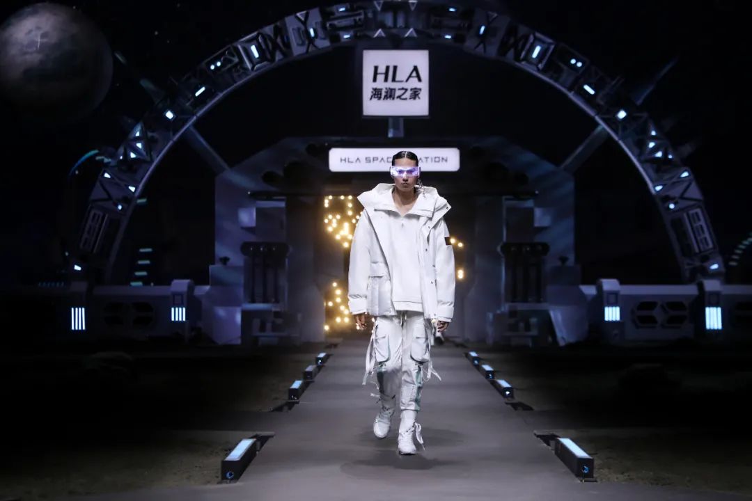 看星星,看月亮,中国人的宇宙有多浪漫?休闲区蓝鸢梦想 - Www.slyday.coM 看星星,看月亮,中国人的宇宙有多浪漫?休闲区蓝鸢梦想 - Www.slyday.coM