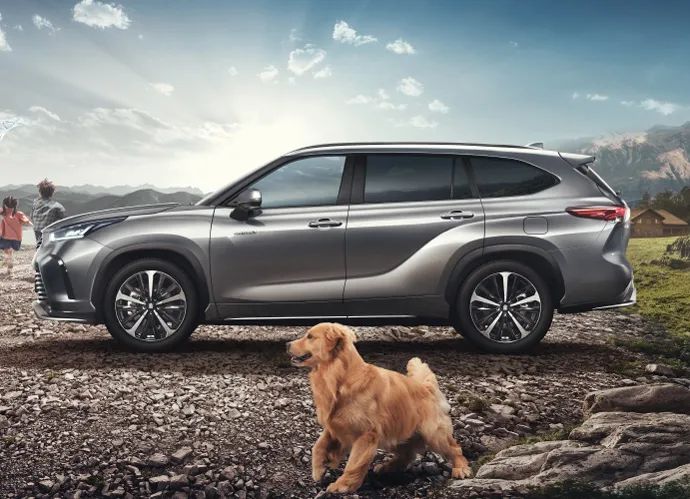 大七座合资中型SUV 福特锐界与丰田皇冠陆放谁更值得入手