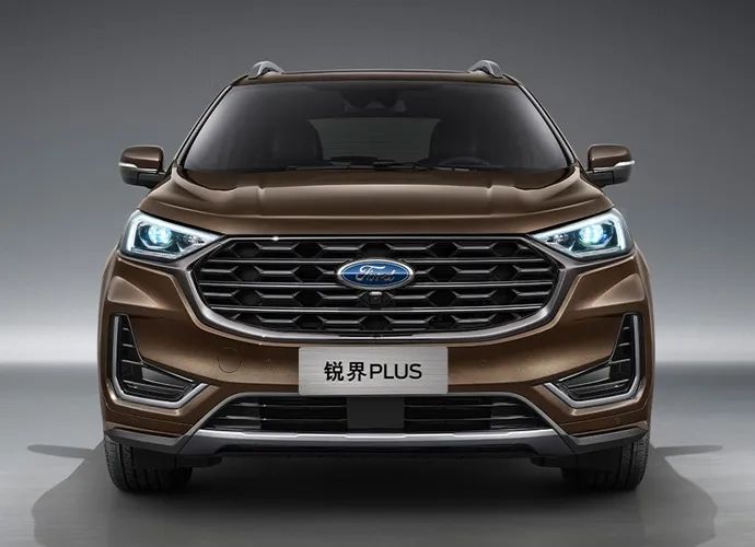 大七座合资中型SUV 福特锐界与丰田皇冠陆放谁更值得入手