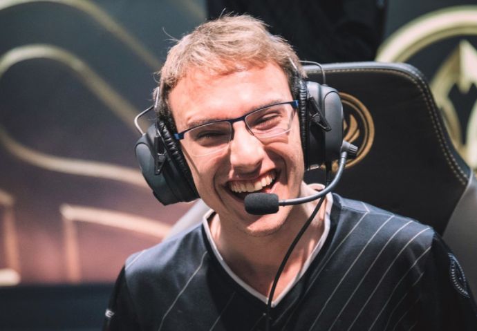 “4支队伍17个<a href=