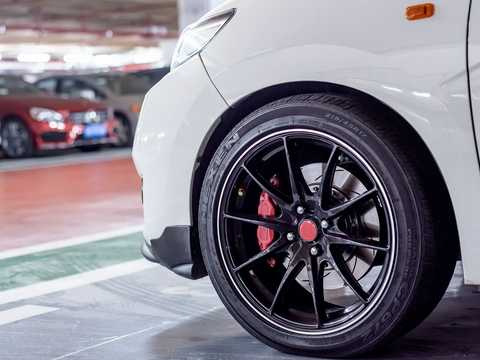 霜降了，冬天还会远吗？怎样保养轮胎、雨刮器看这里