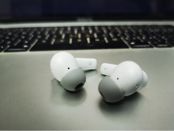 苹果专用蓝牙耳机原装正品多少钱 079d-8bd897abd6c975d132cc088aac23d696.png