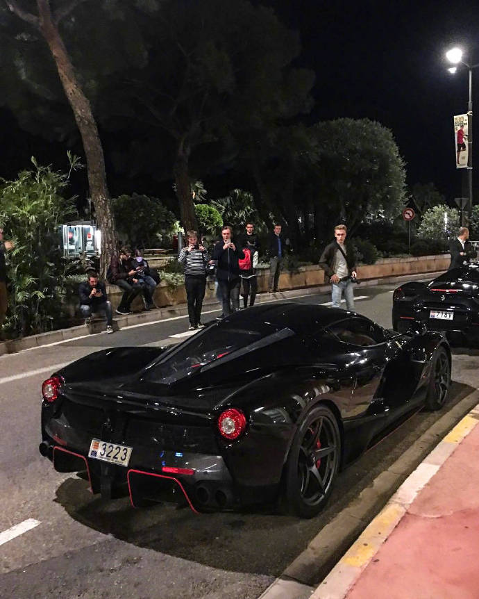 法拉利Laferrari,法拉利laferrari红色 黑色法拉利laferrari喜欢吗