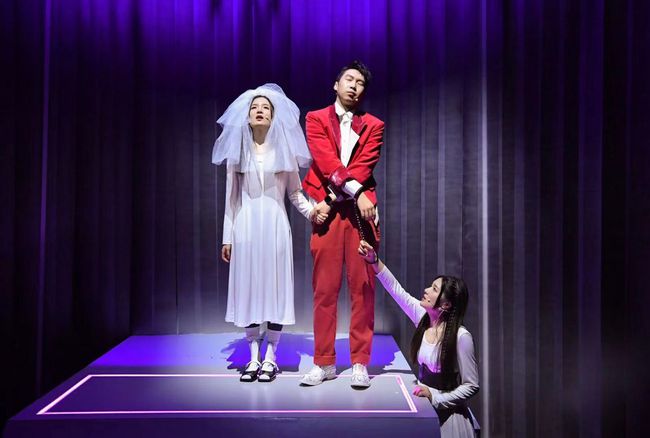 对话脱口秀达人颜怡颜悦:杀死那“一个双胞胎”休闲区蓝鸢梦想 - Www.slyday.coM 对话脱口秀达人颜怡颜悦:杀死那“一个双胞胎”休闲区蓝鸢梦想 - Www.slyday.coM