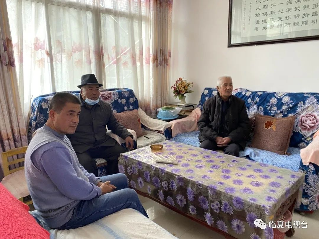 【疫情防控 临夏在行动】疫情防控一线“战场”上的新闻人——我州主流媒体新闻推送 坚定全州人民“抗疫”决心休闲区蓝鸢梦想 - Www.slyday.coM 【疫情防控 临夏在行动】疫情防控一线“战场”上的新闻人——我州主流媒体新闻推送 坚定全州人民“抗疫”决心休闲区蓝鸢梦想 - Www.slyday.coM