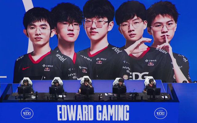 面对三支<a href=