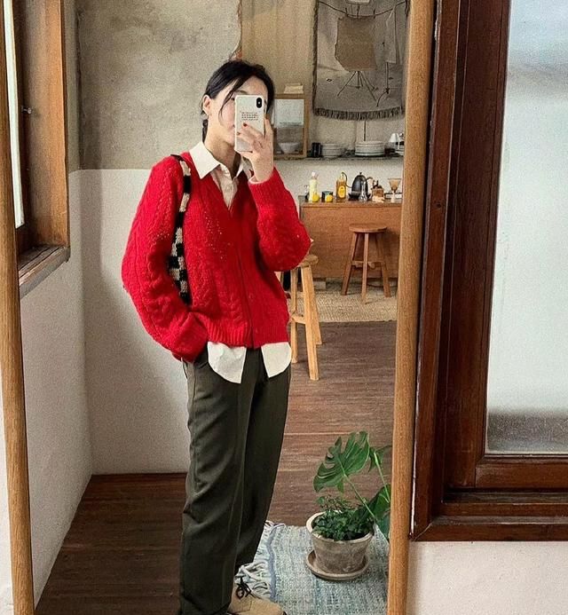 如何把简单的衣服穿出精致感?学学<a href=