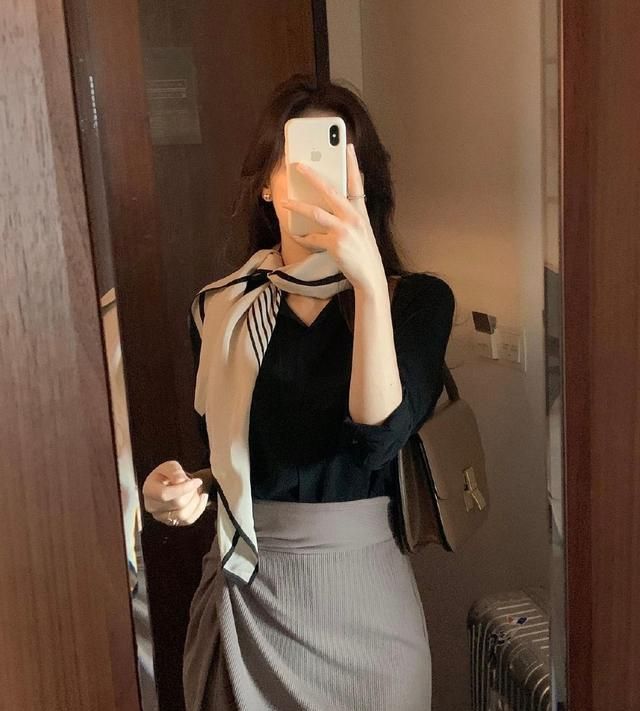 如何把简单的衣服穿出精致感?学学<a href=