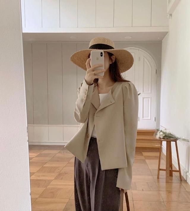 如何把简单的衣服穿出精致感?学学<a href=