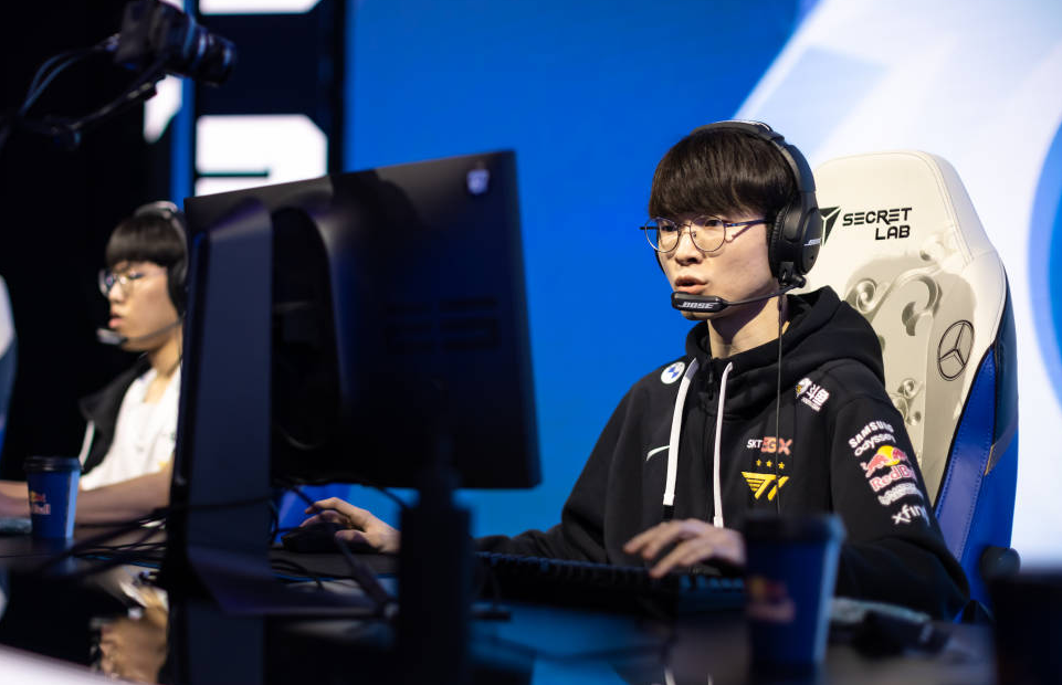 无力反驳！韩媒：连续九届世界赛的冠军中单都是<a href=