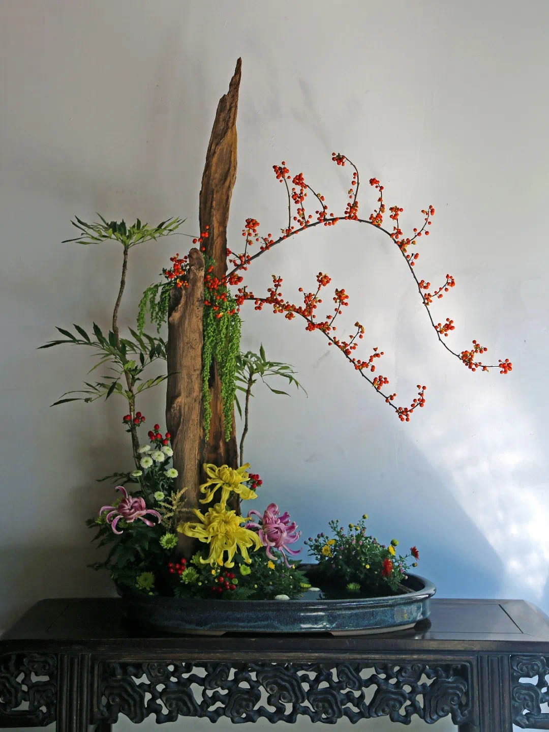 菊花展上可以看到精美的海派插花艺术 上海植物园 图