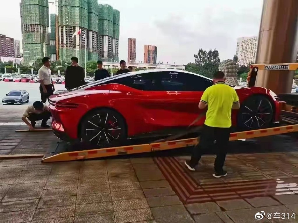 一个字:帅!比亚迪超跑惊现街头 原来是汉EV原型车休闲区蓝鸢梦想 - Www.slyday.coM 一个字:帅!比亚迪超跑惊现街头 原来是汉EV原型车休闲区蓝鸢梦想 - Www.slyday.coM