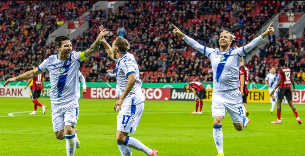 伟大的2-1!他们爆冷淘汰德甲第4+时隔4年复仇,<a href=