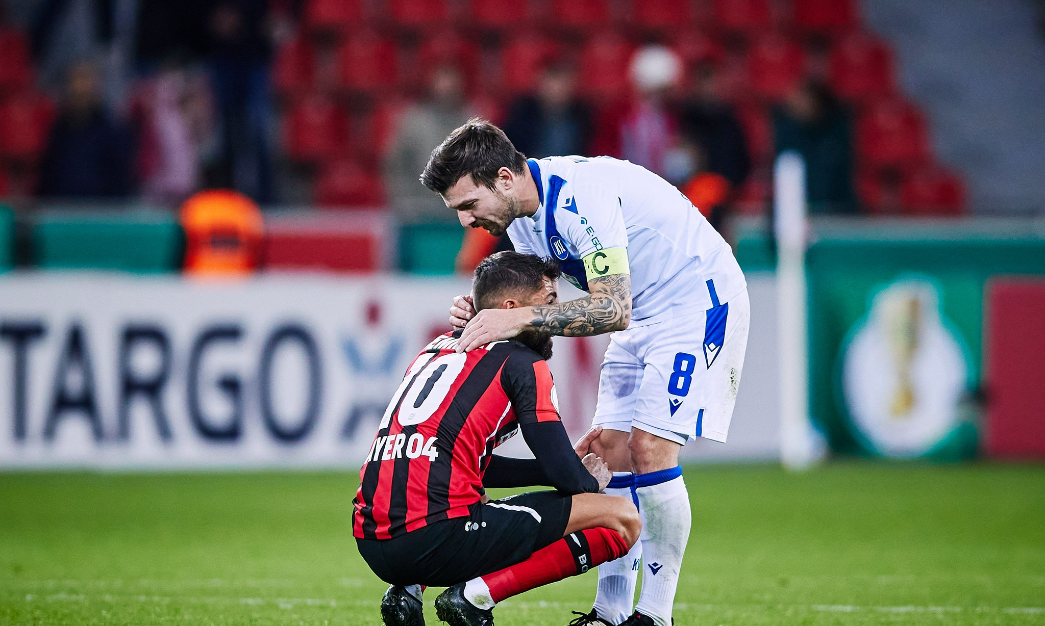 伟大的2-1!他们爆冷淘汰德甲第4+时隔4年复仇,<a href=