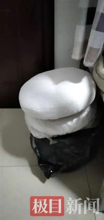 一女子遇到“天降的馅饼”!没下单却莫名其妙收到数十个包裹……休闲区蓝鸢梦想 - Www.slyday.coM 一女子遇到“天降的馅饼”!没下单却莫名其妙收到数十个包裹……休闲区蓝鸢梦想 - Www.slyday.coM