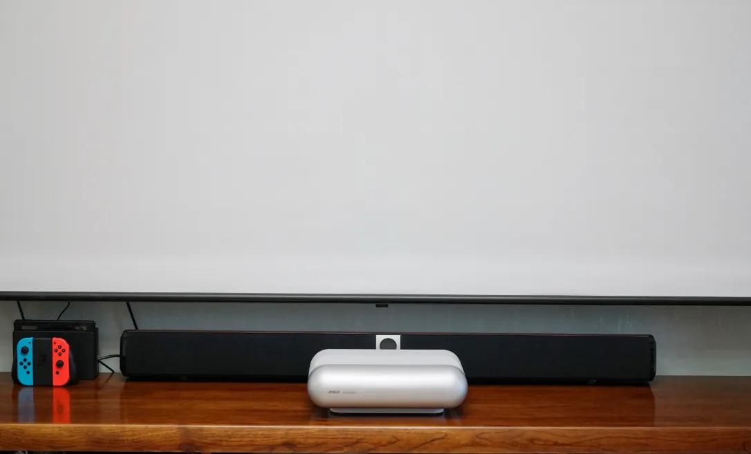 解析超短焦投影峰米R1 Nano,芯片不支持动态补偿有何影像?休闲区蓝鸢梦想 - Www.slyday.coM 解析超短焦投影峰米R1 Nano,芯片不支持动态补偿有何影像?休闲区蓝鸢梦想 - Www.slyday.coM