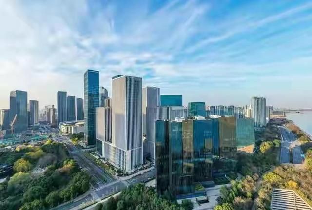 宿迁gdp会超过连云港么_江苏连云港20年GDP超宿迁14.7亿,那么今年宿迁GDP有望实现反超吗