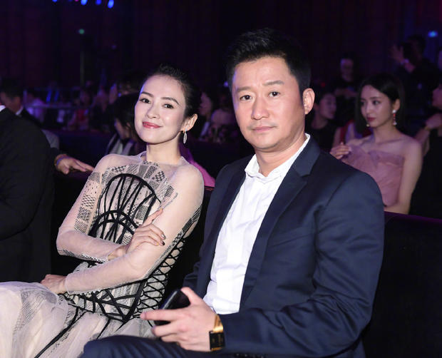 吴京太皮揪章子怡的小辫两人已经三搭