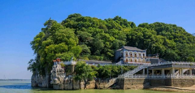 江西各城市2020三季度gdp_江西宜春,2021年前三季度GDP全国城市列第89名,较去年提升13位!