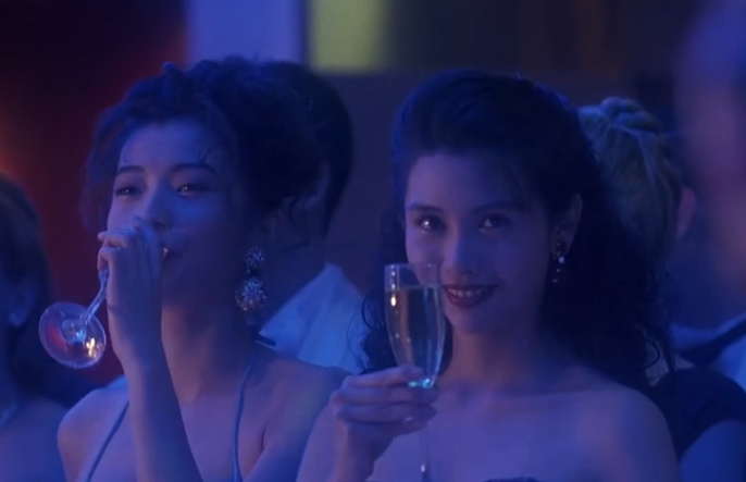 十大风情美人今昔颜值对比，有人颜垮了，有人优雅老去，差距真大