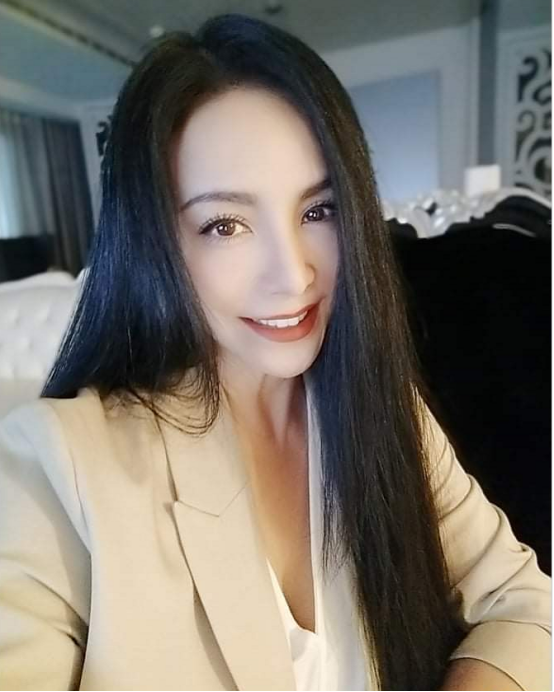 十大风情美人今昔颜值对比，有人颜垮了，有人优雅老去，差距真大