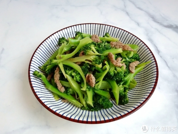 晒晒我家的午餐,才花20块钱就做了4道菜,实惠又好吃!休闲区蓝鸢梦想 - Www.slyday.coM 晒晒我家的午餐,才花20块钱就做了4道菜,实惠又好吃!休闲区蓝鸢梦想 - Www.slyday.coM