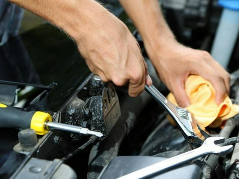 无论汽车贵不贵，这3个保养项目都是白花钱，别再被忽悠