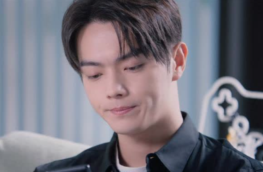 发腮比发福可怕！8位因发腮颜值暴跌的明星，对比堪比“毁容”