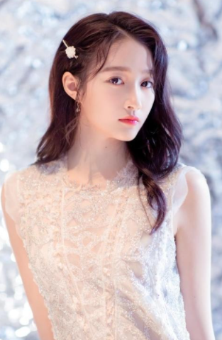 发腮比发福可怕！8位因发腮颜值暴跌的明星，对比堪比“毁容”