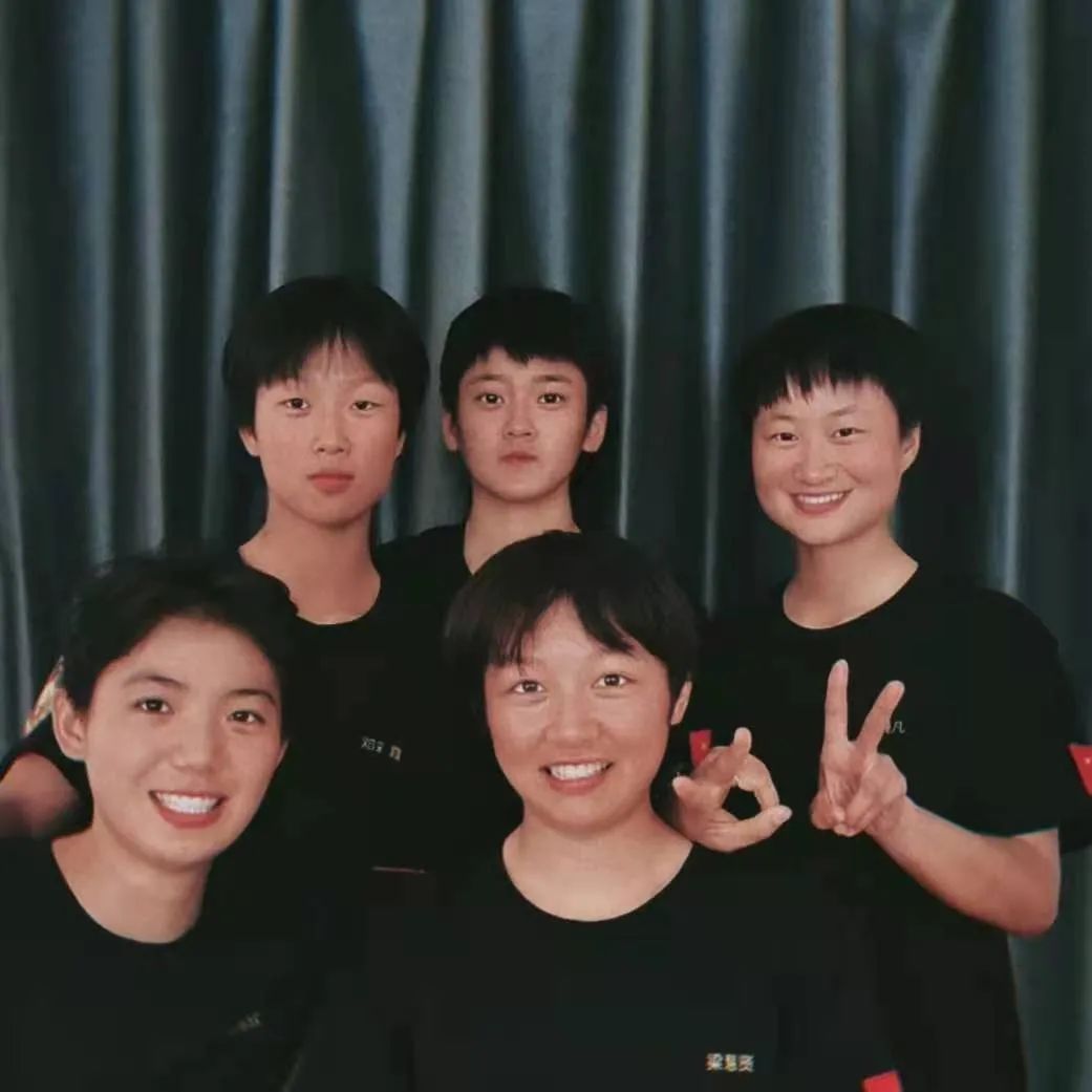 第一!00后大学生成特战女兵“神枪手”,双手让人心疼休闲区蓝鸢梦想 - Www.slyday.coM 第一!00后大学生成特战女兵“神枪手”,双手让人心疼休闲区蓝鸢梦想 - Www.slyday.coM