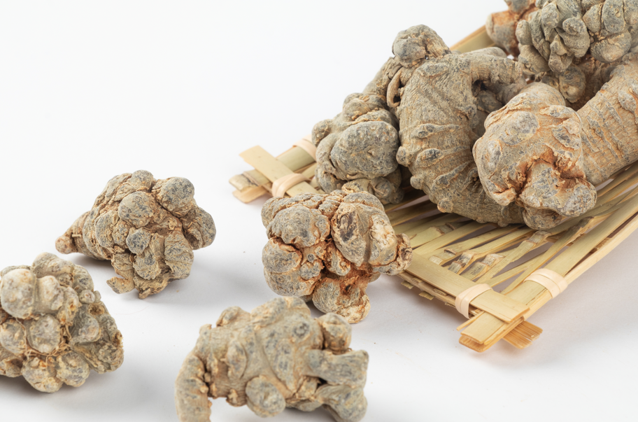 说到这儿,我只能摊牌了|三七_新浪新闻