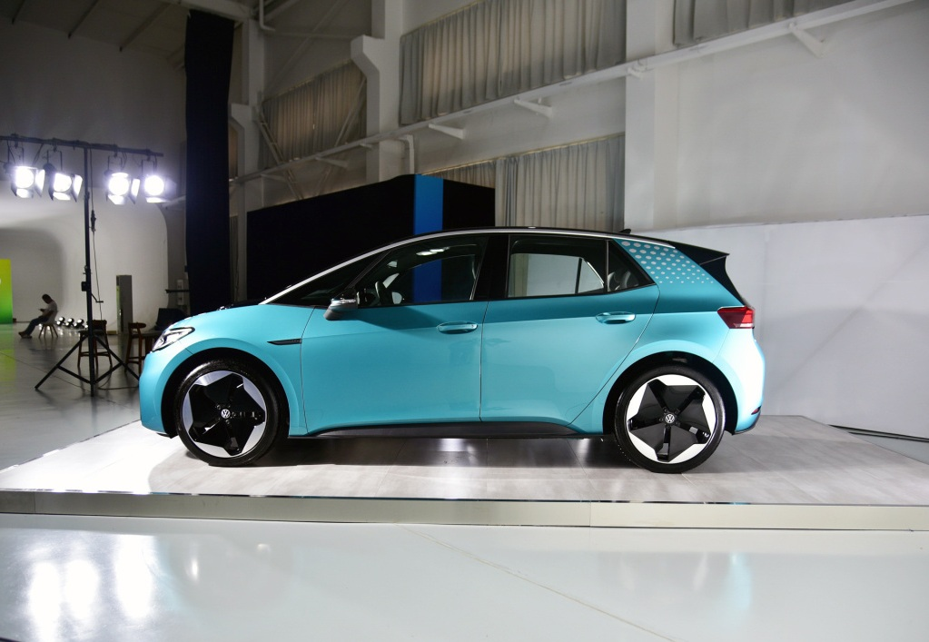 大众ID.3 小鹏P5和Aion S 三款15万级纯电动车盘点