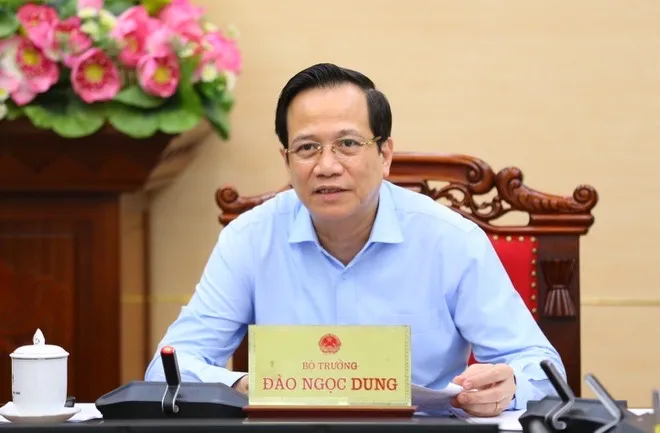 越南劳工部长质疑：胡志明市40万人失业，为什么只援助了200人？