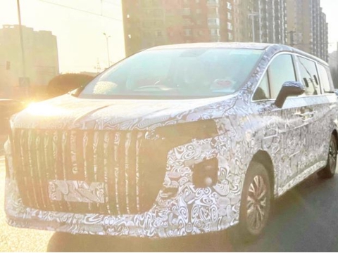 造型方正，红旗全新MPV谍照首次曝光