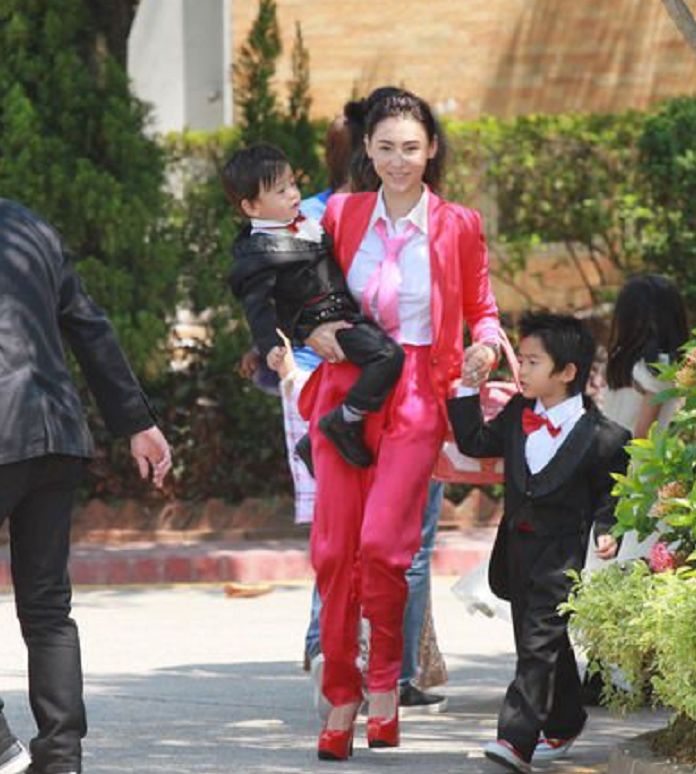 张柏芝庆祝网红母亲的生日，<a href=