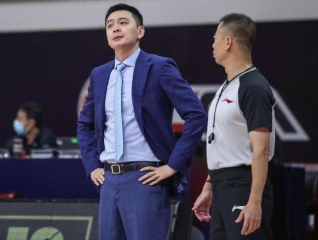 郭艾伦被汪梅驱逐，冤枉吗？中国男篮对阵<a href=