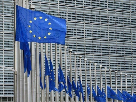 乱套了？拜登随从确诊新冠，欧盟高官带头浪费，<a href=