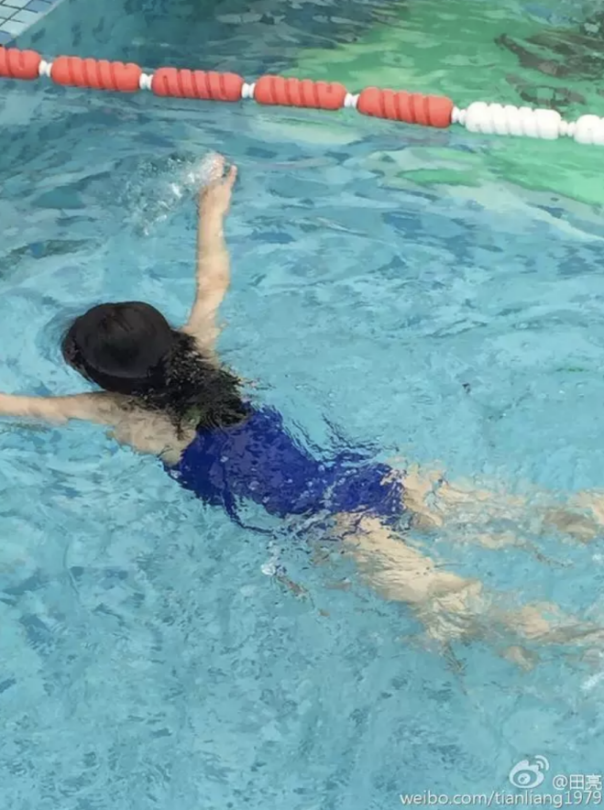 《爸爸去哪儿》的12个女娃,8年后现状曝光、变化惊人,我发现了一个秘密……休闲区蓝鸢梦想 - Www.slyday.coM 《爸爸去哪儿》的12个女娃,8年后现状曝光、变化惊人,我发现了一个秘密……休闲区蓝鸢梦想 - Www.slyday.coM