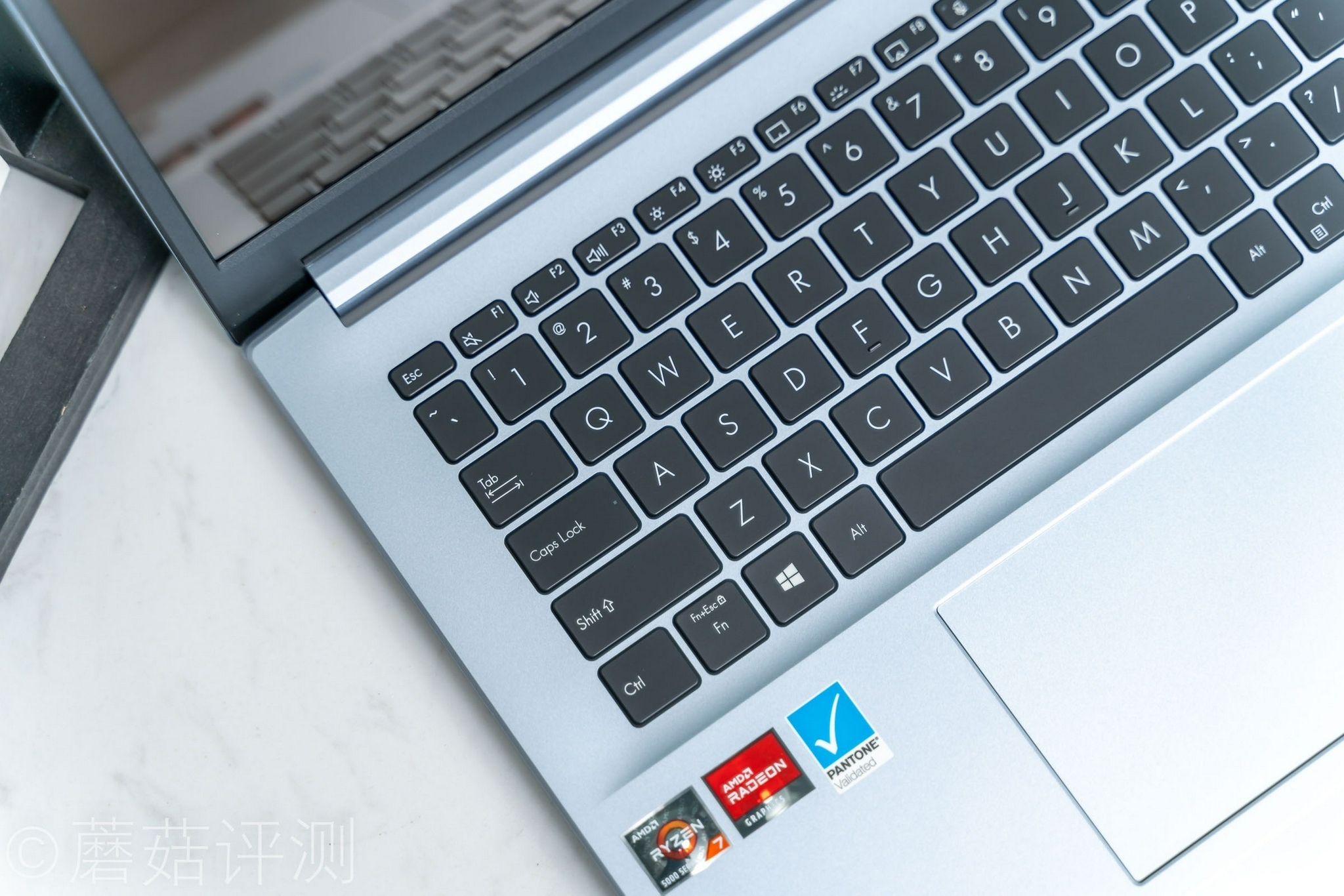 无界14pro锐龙版怎么样 751f-6d81f71542f5a1737d9198514285e02a.jpg