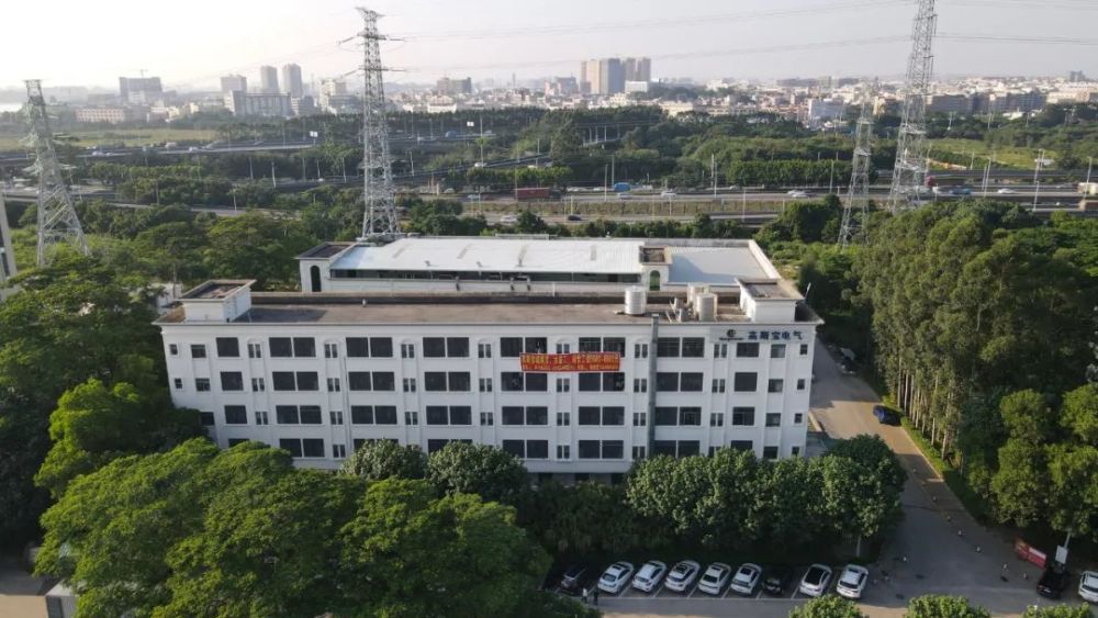 高斯贝尔董事长多次违约 称被投资人逼到家破人亡(图6) 高斯贝尔董事长多次违约 称被投资人逼到家破人亡(图6)