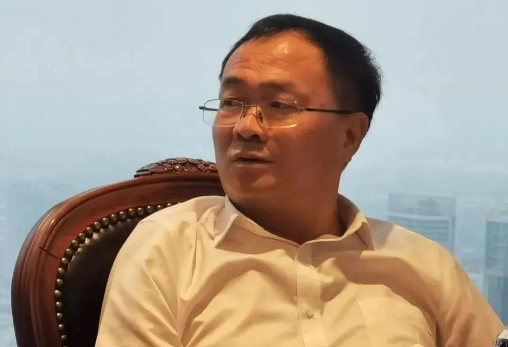 高斯贝尔董事长多次违约 称被投资人逼到家破人亡(图4) 高斯贝尔董事长多次违约 称被投资人逼到家破人亡(图4)