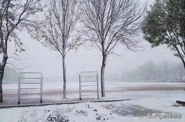 刚刚临沂下雪了