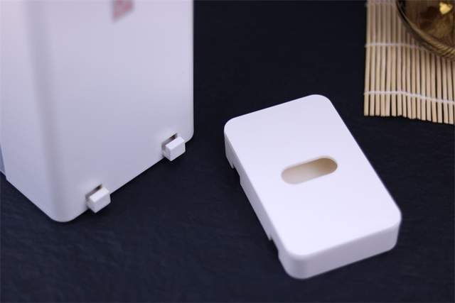 随时就能喝到热水的完美方案——桌面上的即热饮水机