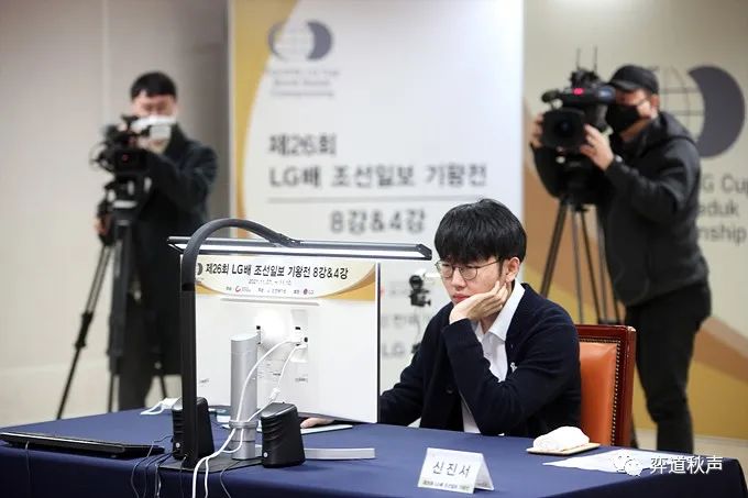 日韩失意人遭遇看谁更悲情 申真谞为<a href=