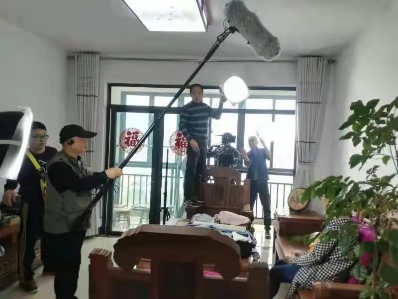 今日记者节|镜头后的我,风采卓然