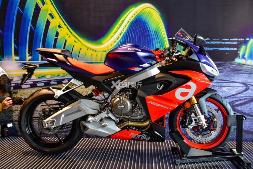 阿普利亚rs660中国报价,阿普利亚rsv4中国报价 双缸仿赛魅力apriliars660北京交车
