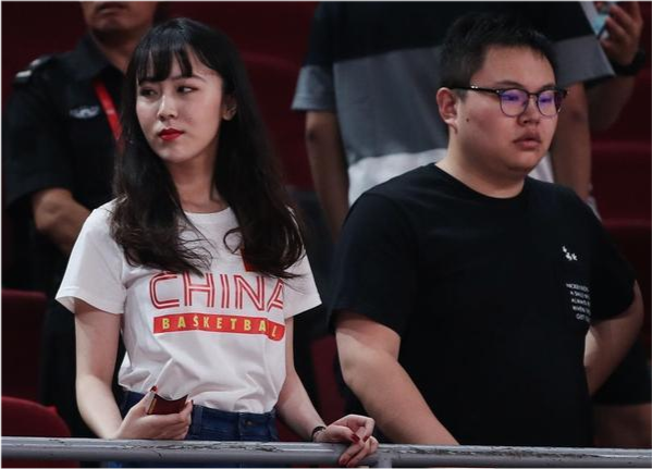 中国男篮对阵<a href=
