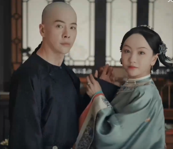 于正新剧被男主劝退，光头造型神似冬瓜头，委屈剧中一众美女了